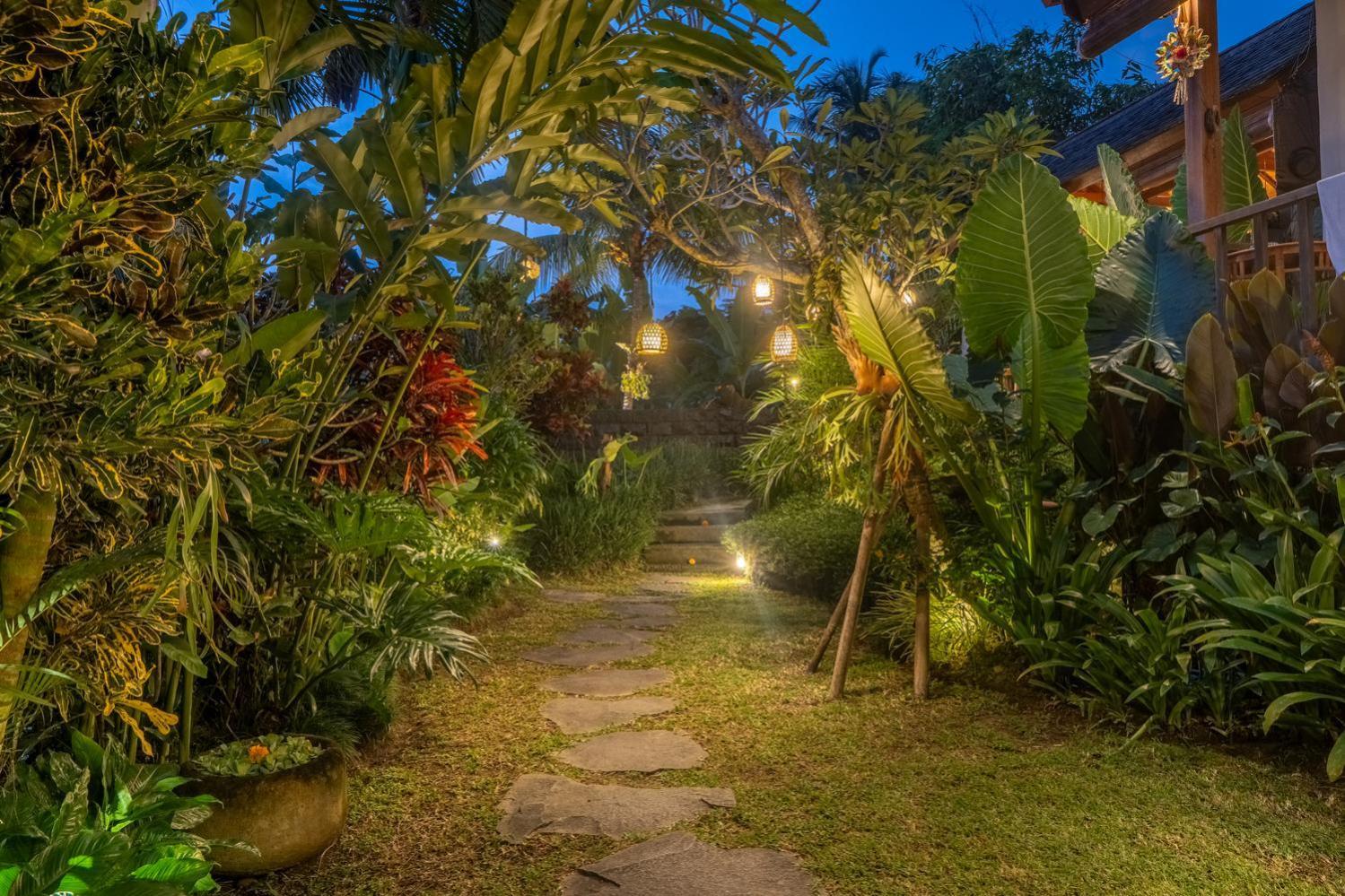 Mahadana Ubud Buitenkant foto